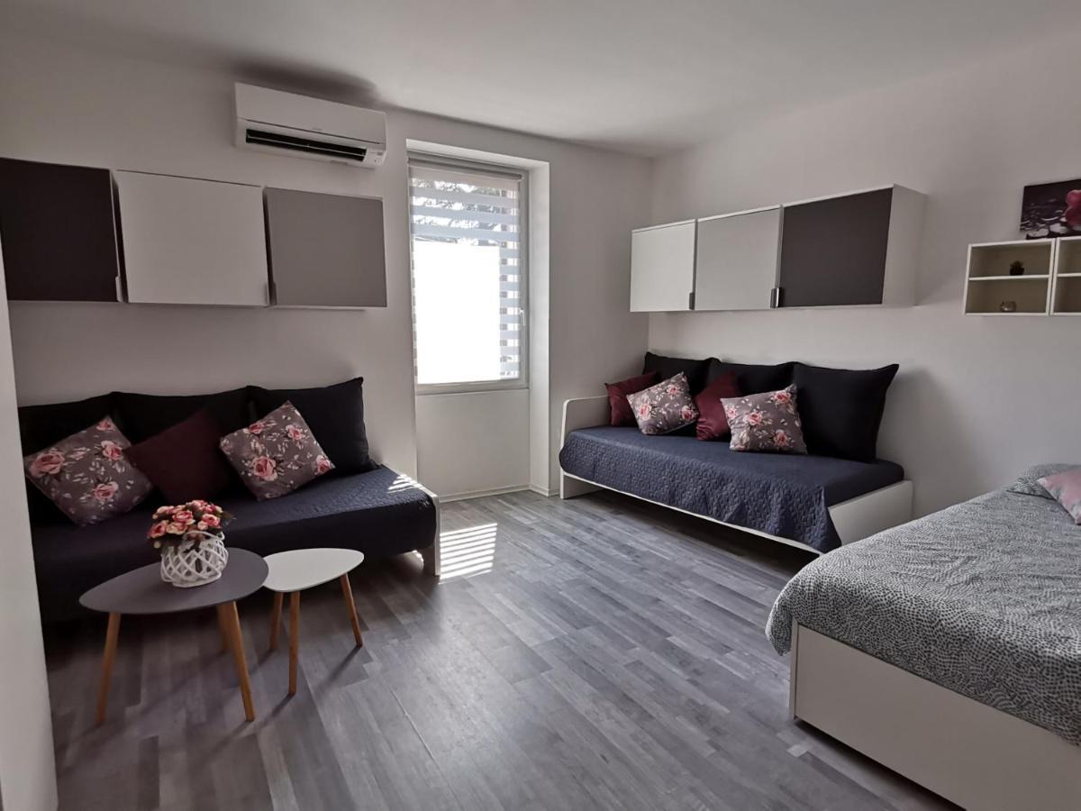 Sun Kissed Apartment Копер Екстер'єр фото