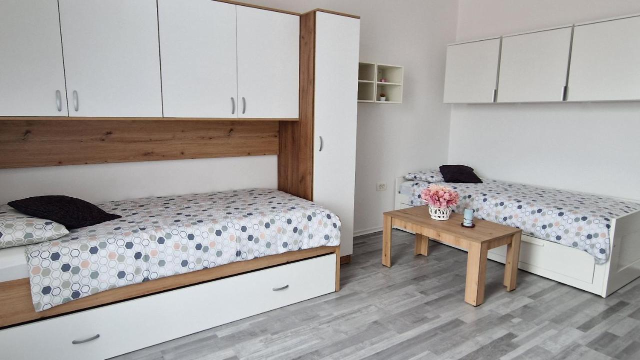 Sun Kissed Apartment Копер Екстер'єр фото